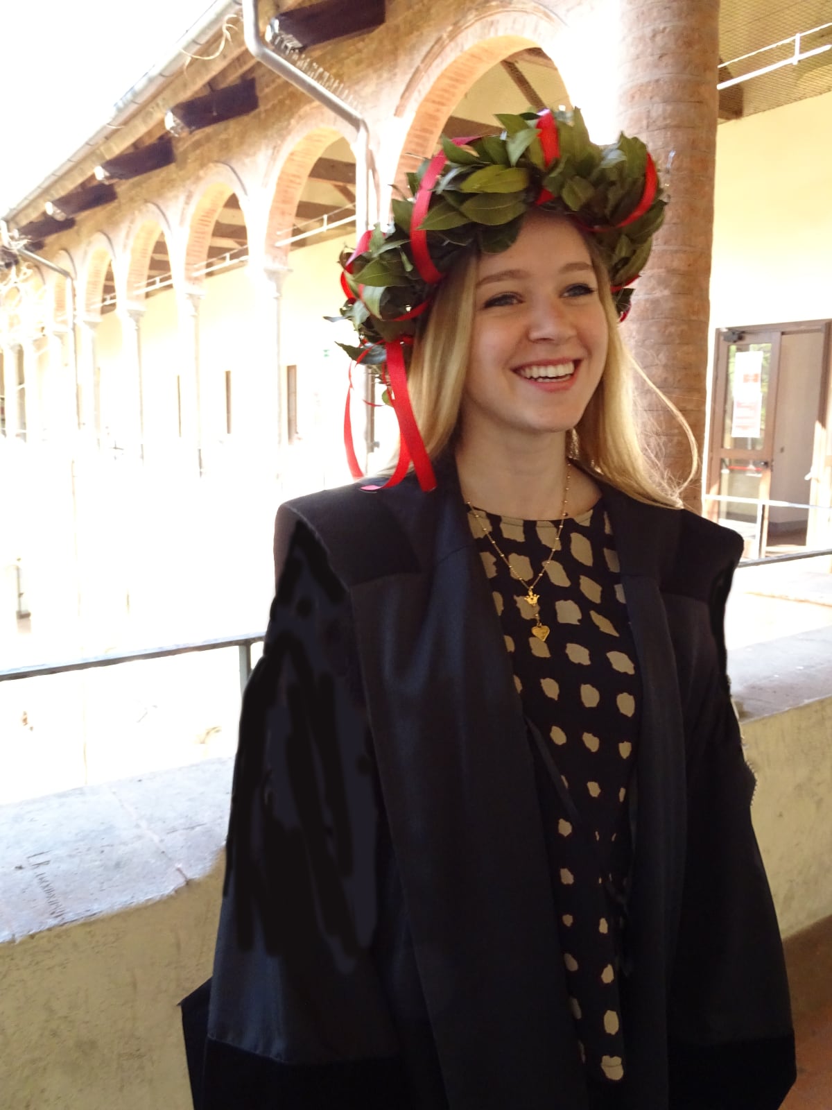 Corona d'alloro per laurea con nastro